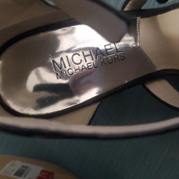 Michael Kors Black Leather Block Heels - Picture 4 of 4